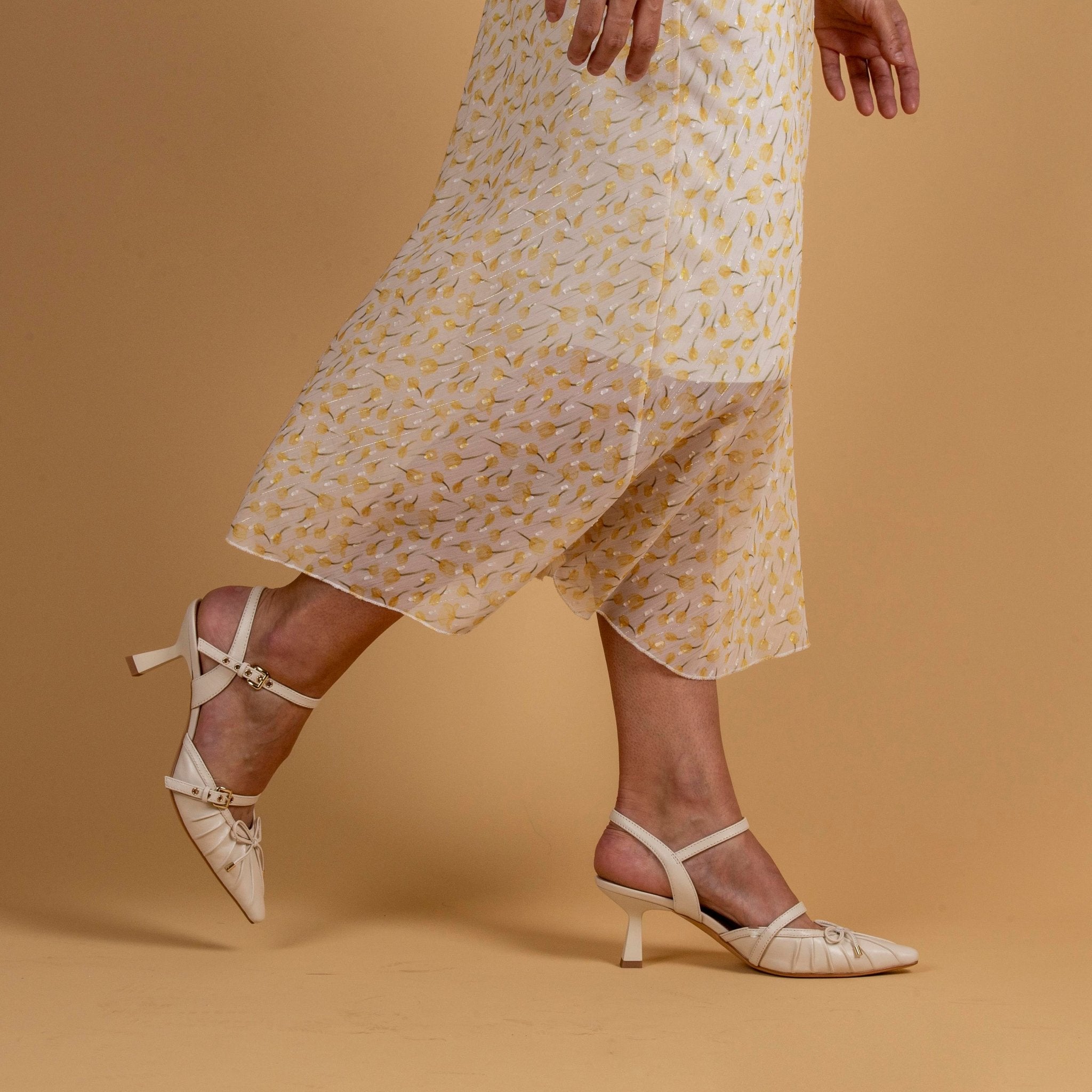 Slingback in nappa burro con cinturino. - TreemmeCreazioni