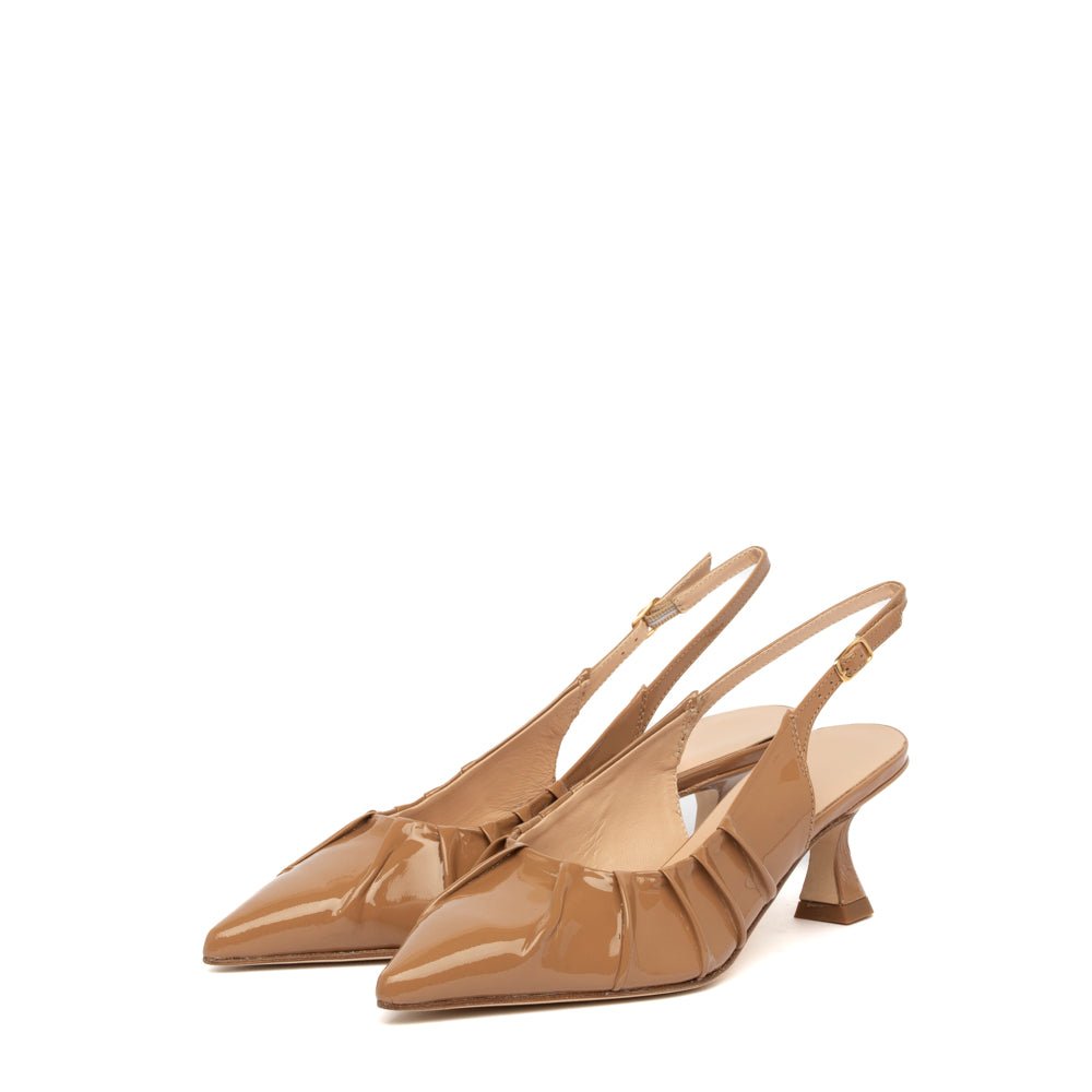 Slingback in pelle verniciata caramello - TreemmeCreazioni