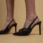 Slingback nero con fiocco stilizzato. - TreemmeCreazioni