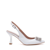 Slingback Sposa in pelle con fibbia con cristalli.