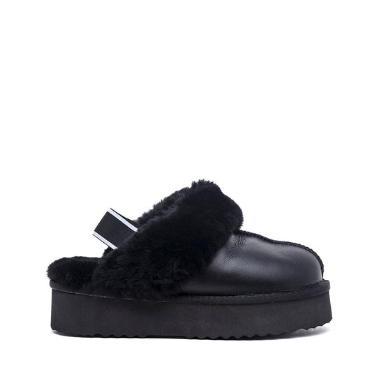 Slip on in pelle con eco pelliccia. - TreemmeCreazioni