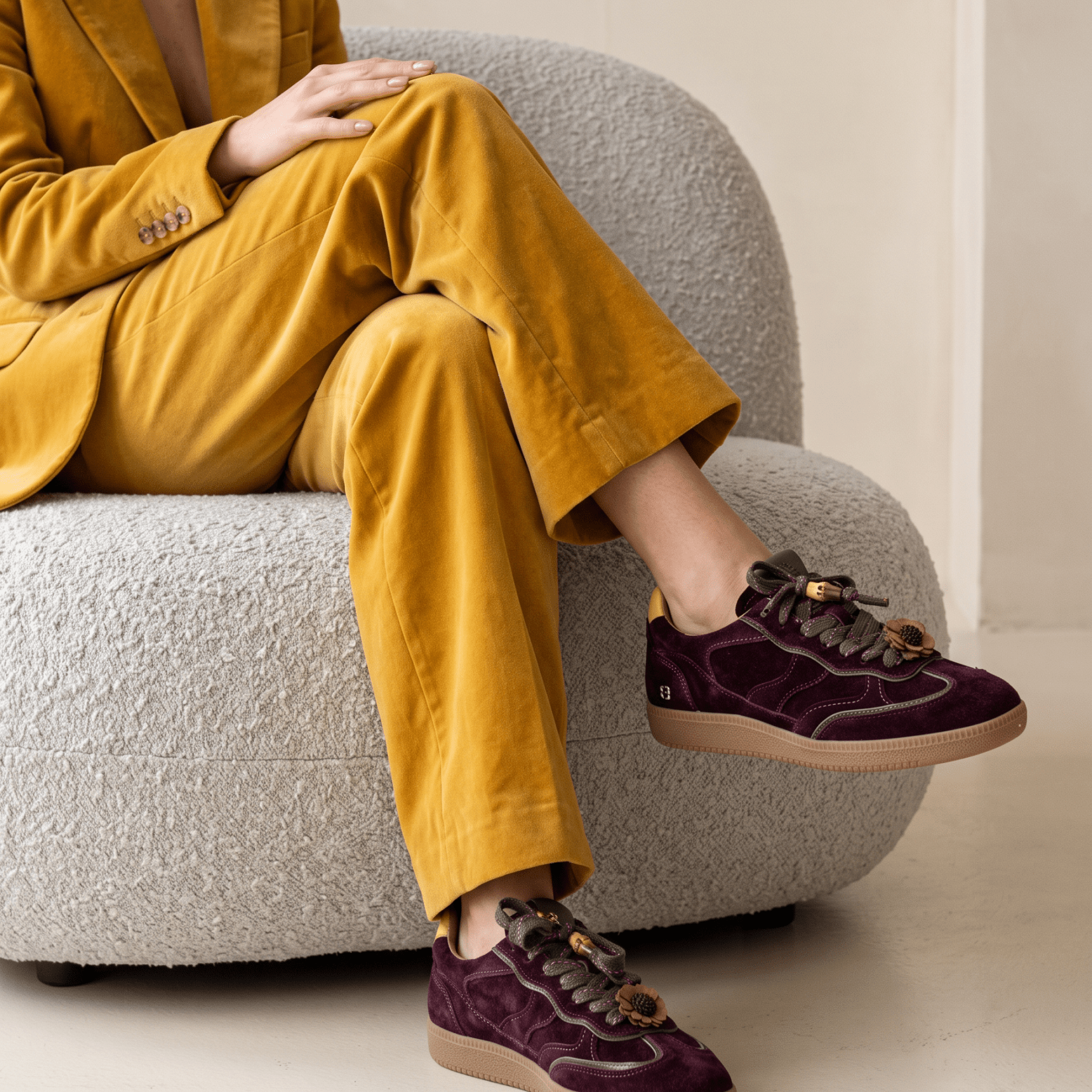 Sneakers in camoscio bordeaux. - TreemmeCreazioni