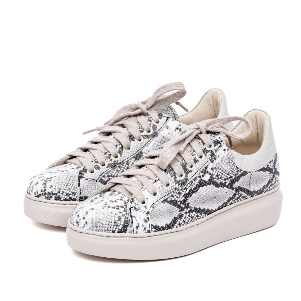 Sneakers in pelle con stampa pitonata. - TreemmeCreazioni