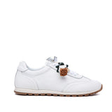 Sneakers in pelle di vitello bianca con charms.