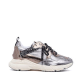 Sneakers in pelle laminata acciaio.
