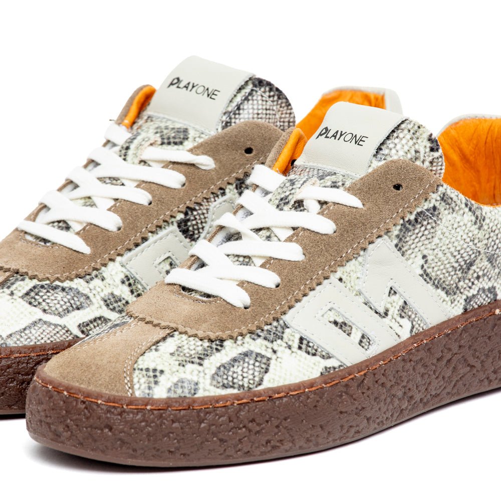 Sneakers in stampa pitonata e camoscio. - TreemmeCreazioni