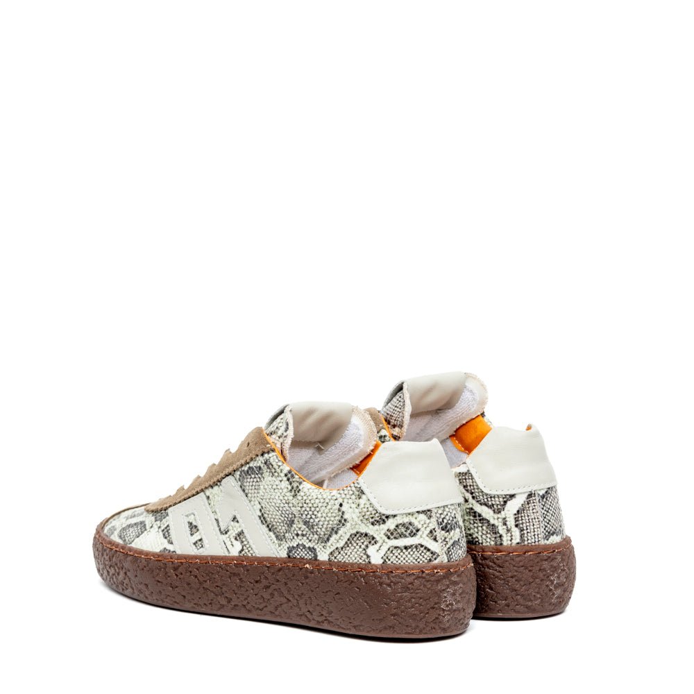Sneakers in stampa pitonata e camoscio. - TreemmeCreazioni