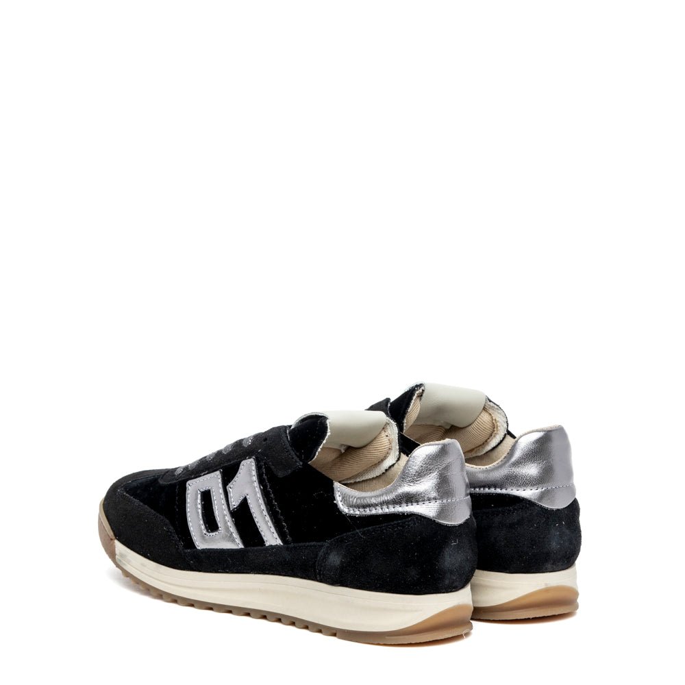 Sneakers in velluto e camoscio nero. - TreemmeCreazioni