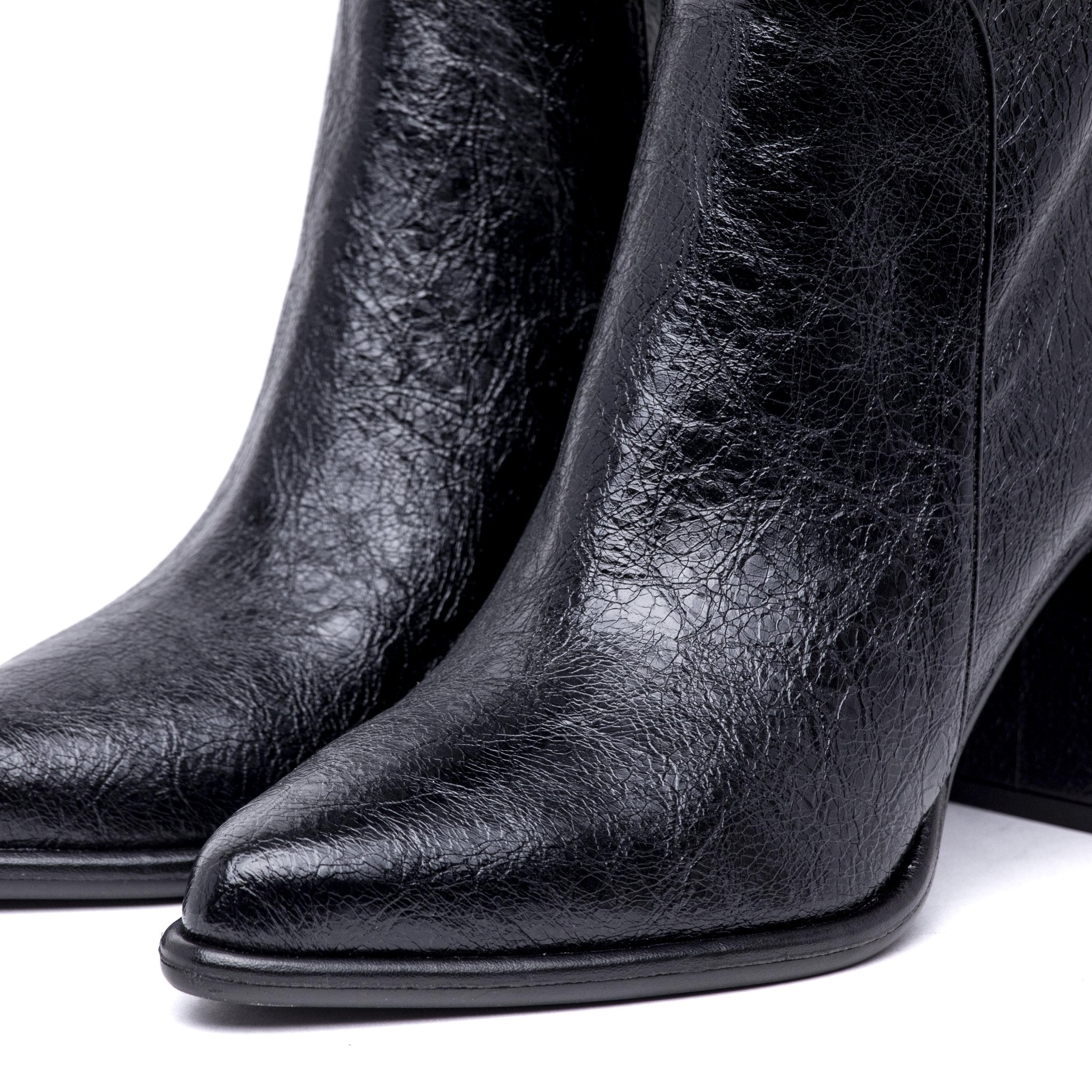 Stivale alto in naplak con tacco largo. - TreemmeCreazioni