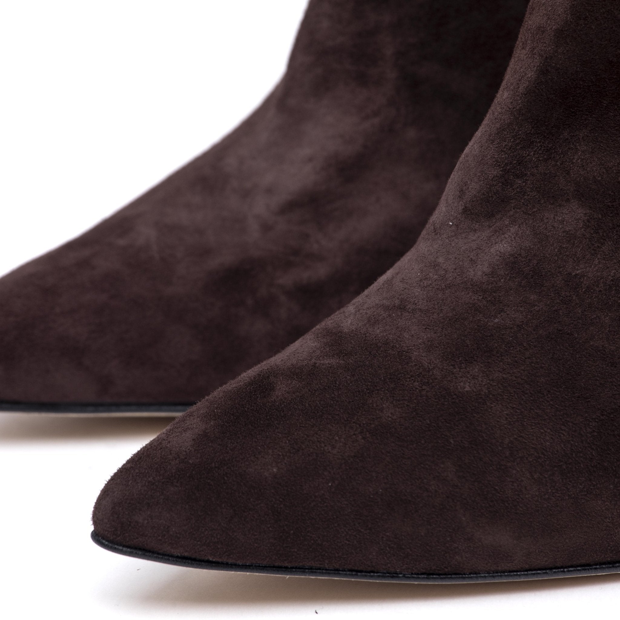 Stivale alto in pelle scamosciata con tacco. - TreemmeCreazioni