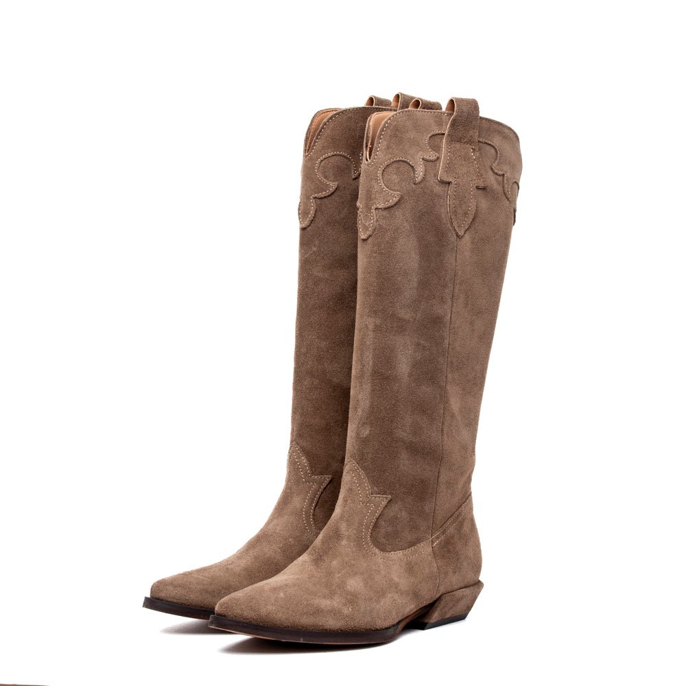 Stivale texano in pelle scamosciata taupe. - TreemmeCreazioni