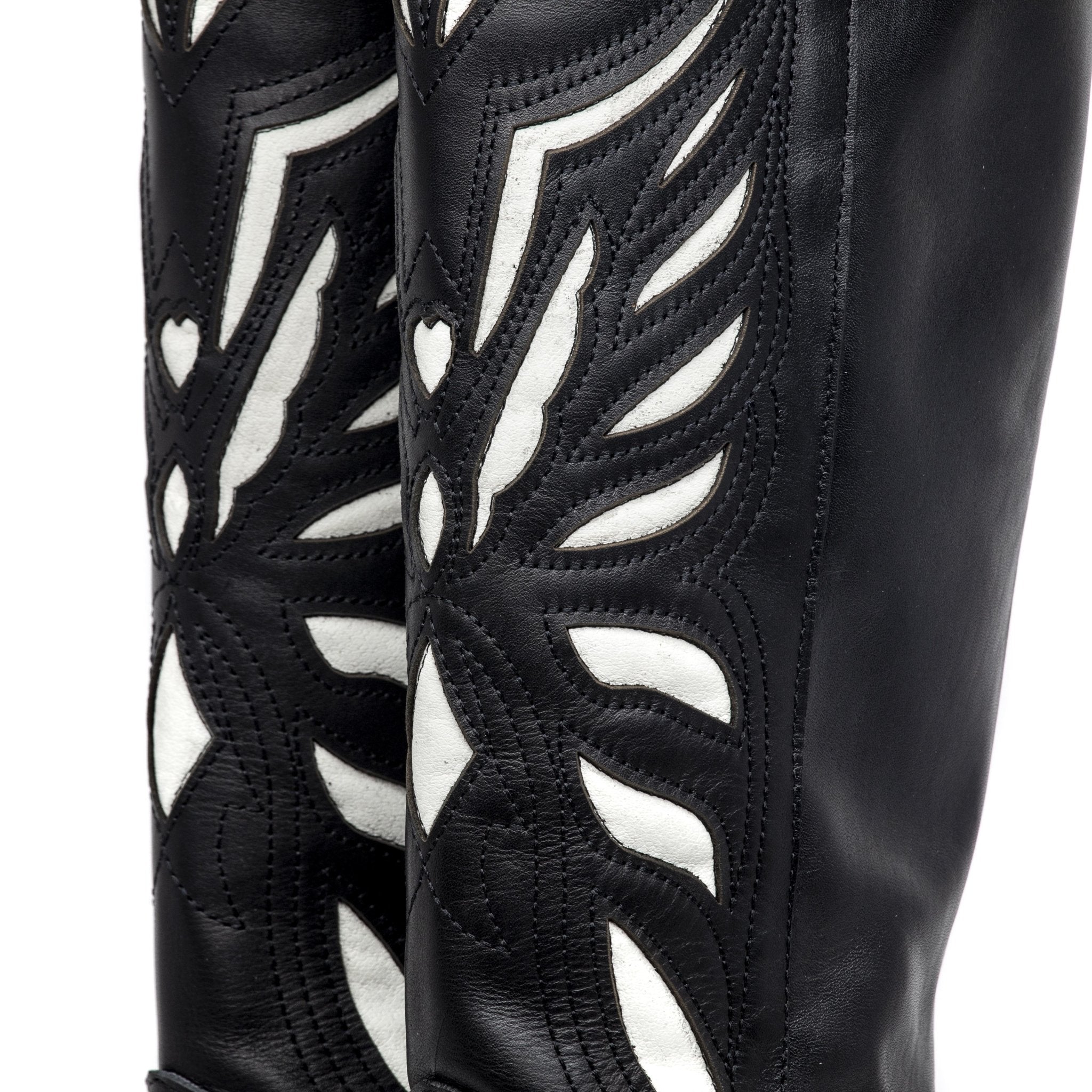 Stivale texano in vitello bicolore bianco/nero. - TreemmeCreazioni