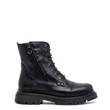 Stivaletto anfibio in vitello nero con cerniere.