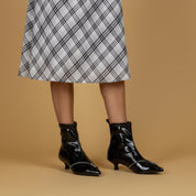 Stivaletto in naplak elasticizzato con tacco. - TreemmeCreazioni