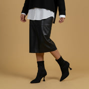 Stivaletto in suede nero elasticizzato. - TreemmeCreazioni