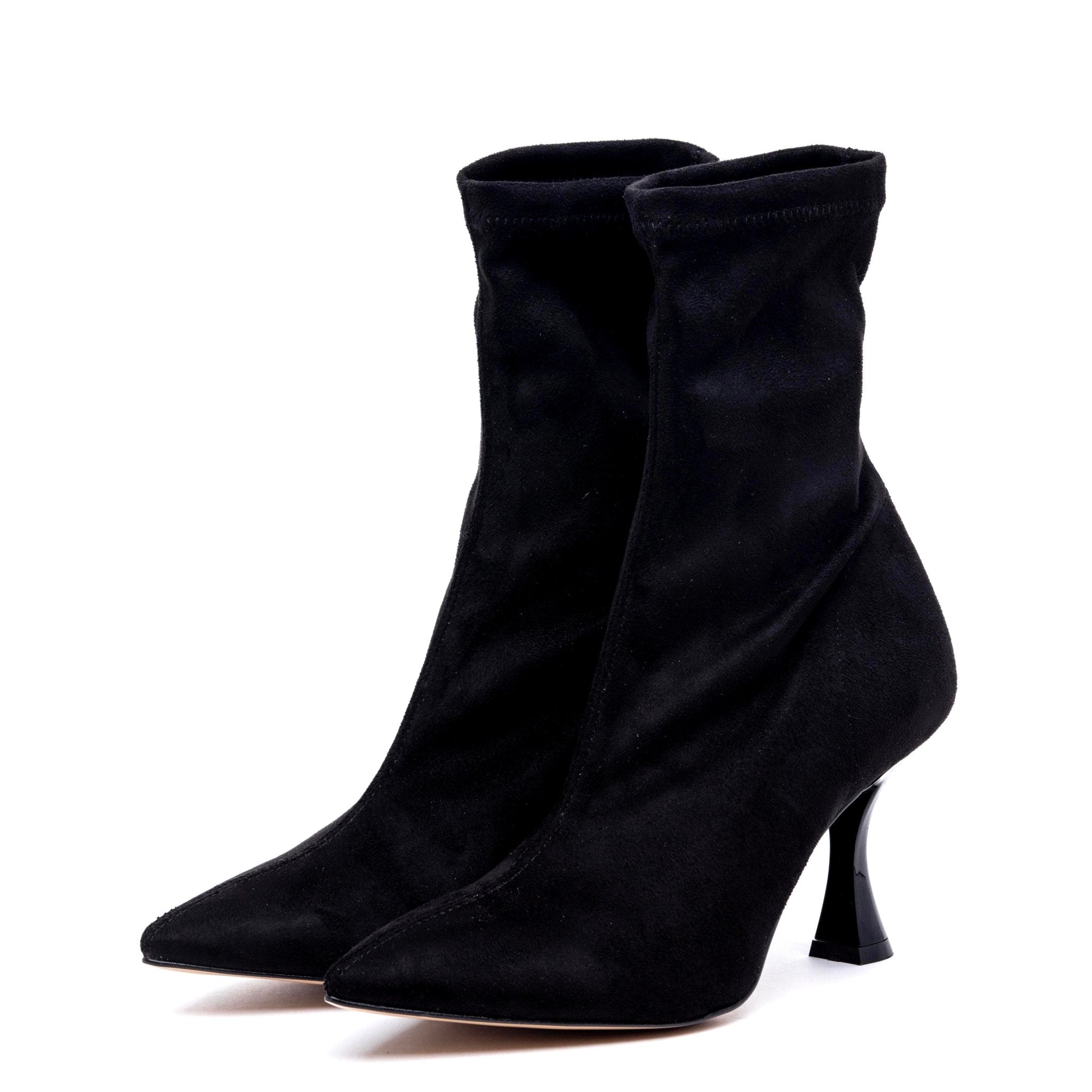 Stivaletto in suede nero elasticizzato. - TreemmeCreazioni