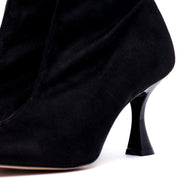 Stivaletto in suede nero elasticizzato. - TreemmeCreazioni