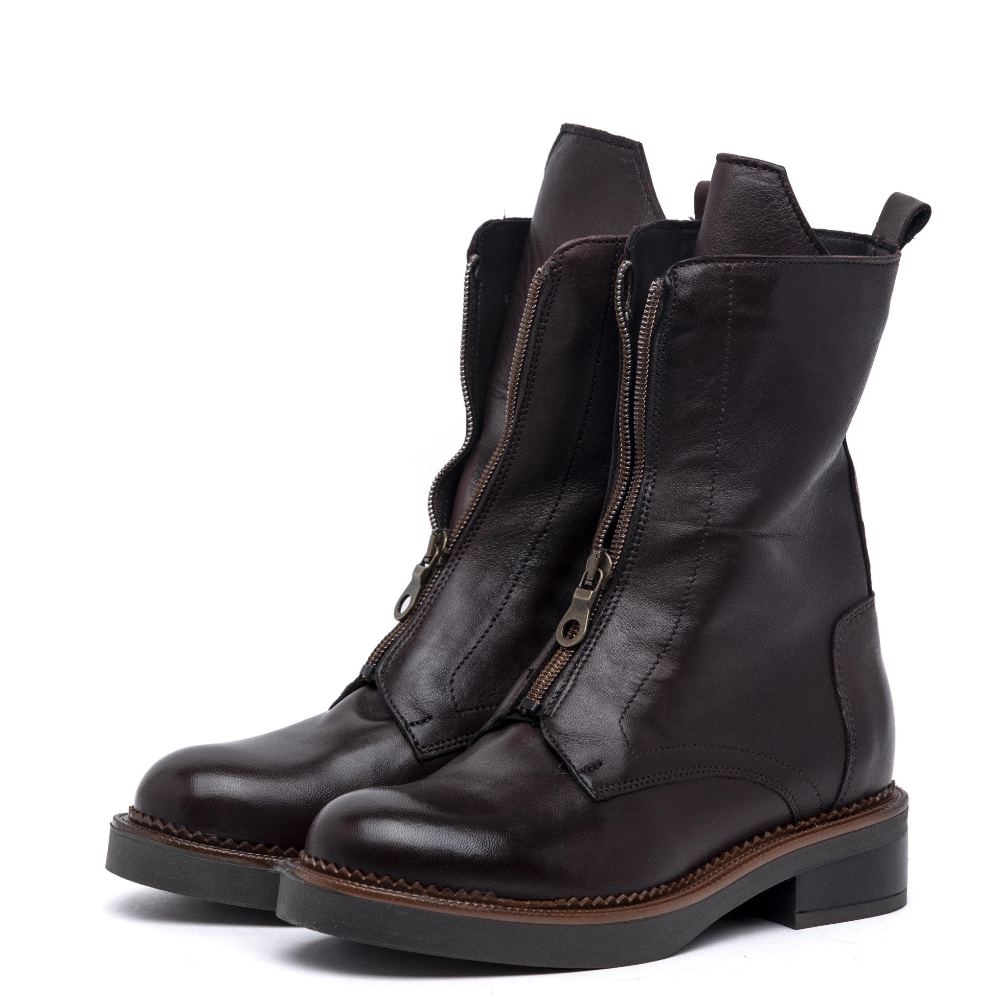 Stivaletto modello anfibio in nappa con cerniera. - TreemmeCreazioni