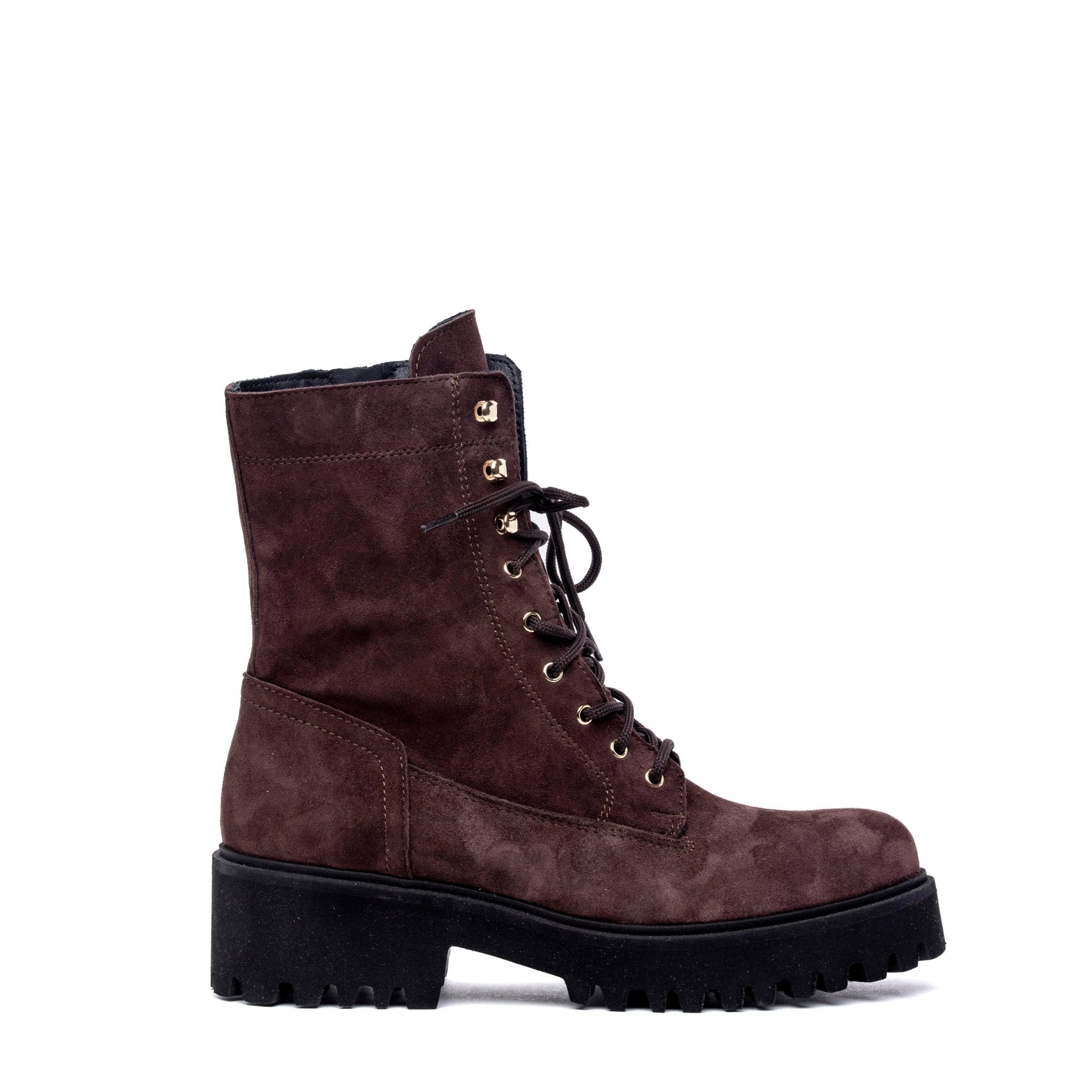 Stivaletto modello anfibio in pelle scamosciata marrone. - TreemmeCreazioni