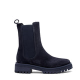 Stivaletto modello Chelsea in camoscio blu.