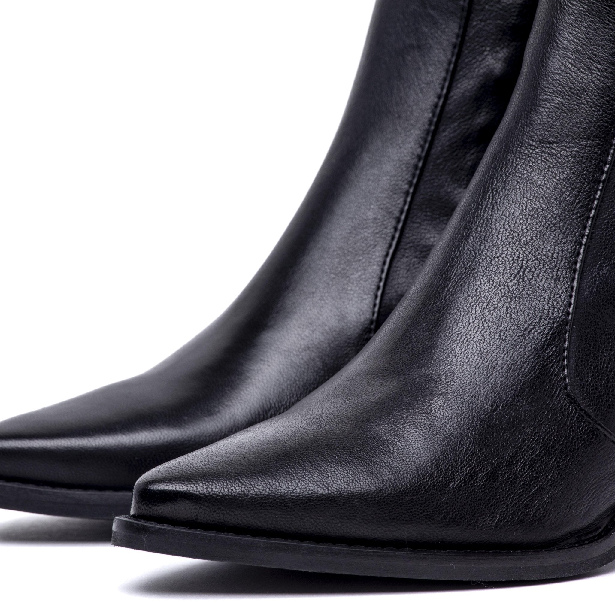 Stivaletto texano in morbido vitello nero. - TreemmeCreazioni