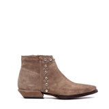 Stivaletto texano in pelle scamosciata tortora con borchie