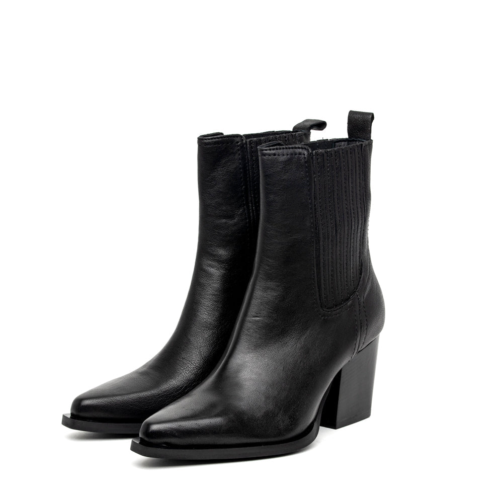 Stivaletto texano nero con elastici. - TreemmeCreazioni