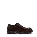 Engineer shoe in antique suede.