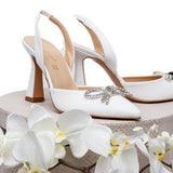 Slingback Sposa con accessorio.