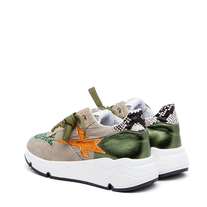 Sneakers in camoscio e glitter. - TreemmeCreazioni