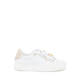 Sneakers in nappa con accessori.